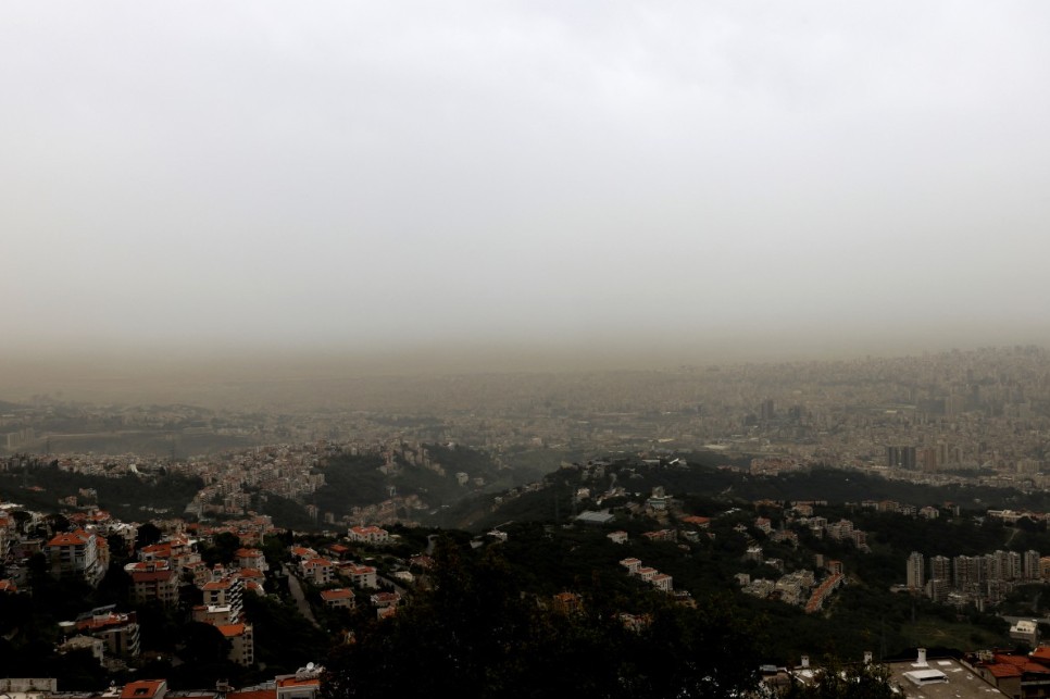 طقس خريفي مستقر يسيطر على لبنان (أ ف ب)