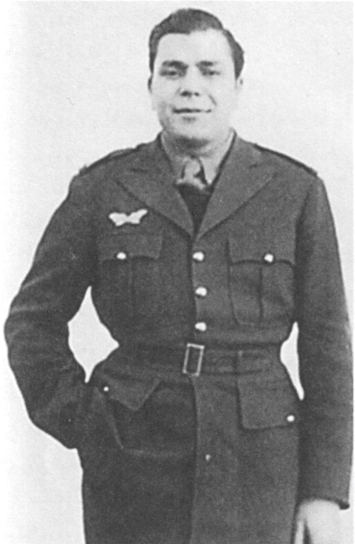 منصور الشرطي القضائي.