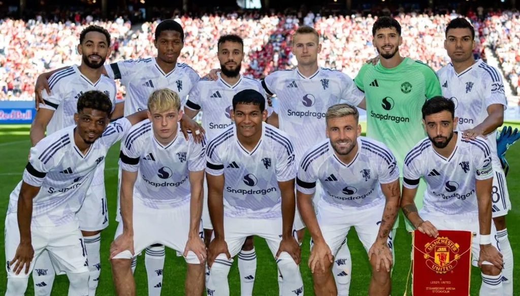 الدوري السعودي يسعى لإنقاذ ضحية مانشستر يونايتد