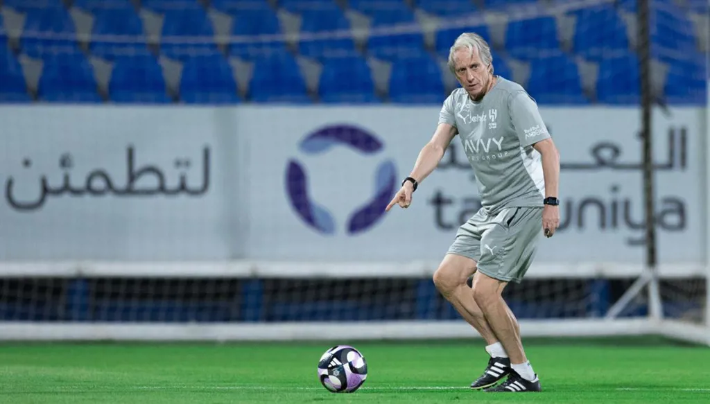 إصابة كانسيلو تثير قلق جيسوس قبل نصف نهائي أبطال آسيا للنخبة