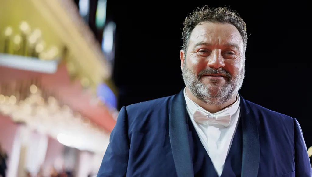 3 أسئلة إلى دوني مينوشيه