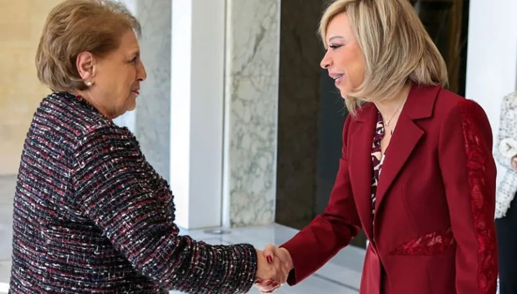 السيدة  الأولى تلتقي زوجة الرئيس السابق ميشال عون... وبحث في الشؤون العامة (صور)