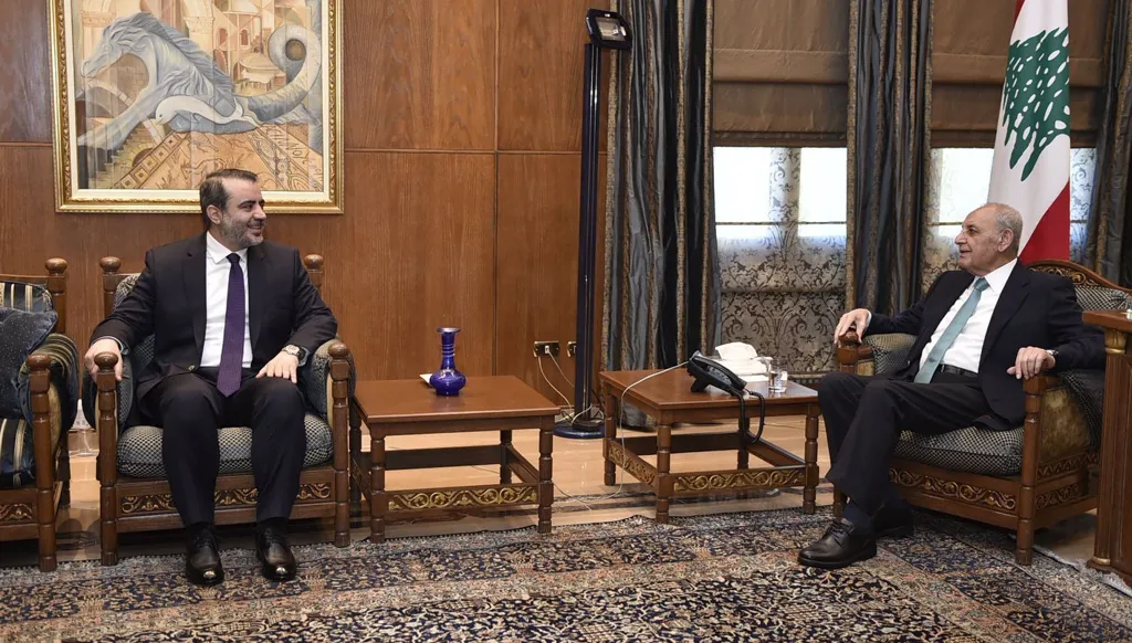 هل تحمل زيارة الشيباني مقاربة جديدة لملف السلاح؟