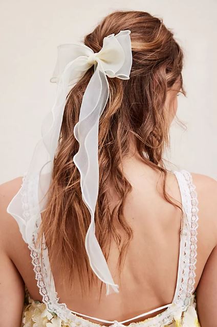 اكسسوارات الشعر لإطلالة يومية (Pinterest)