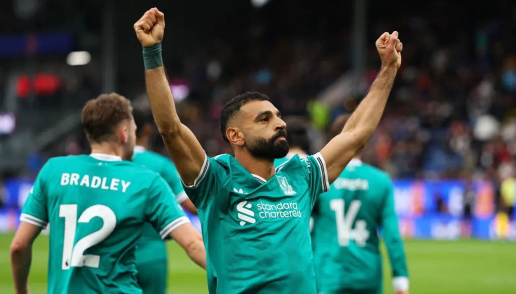محمد صلاح يقود ليفربول لفوز قاتل على بيرنلي بالدوري الإنكليزي