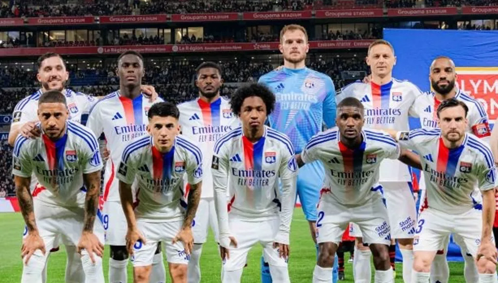 قبل ليون... 5 أندية كبرى هبطت لأسباب غير رياضية