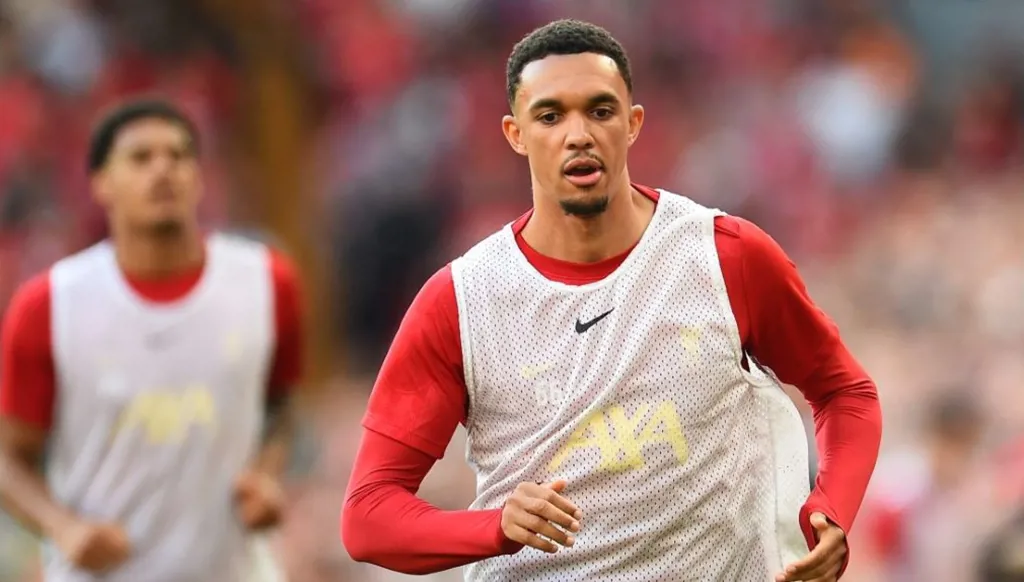 ريال مدريد يطالب ليفربول بالاستغناء عن أرنولد بالمجان