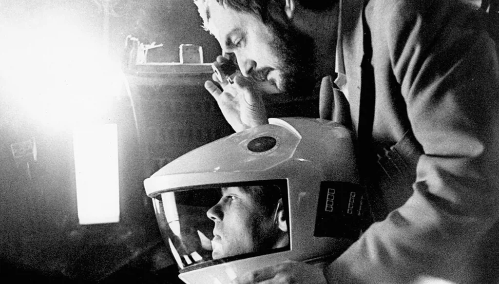 طيف كوبريك يخيّم على حاضرنا أكثر من أي وقت