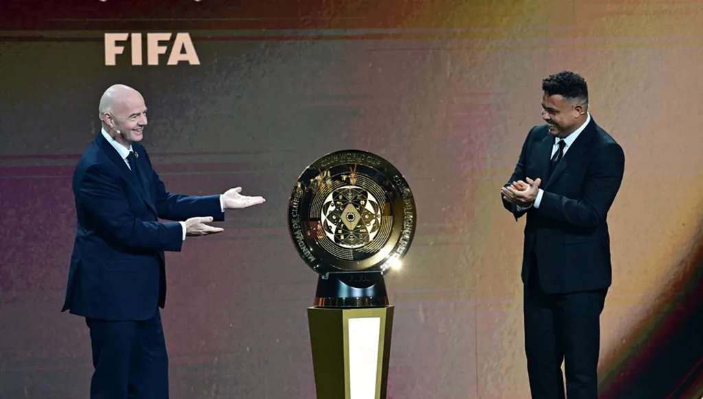 تصميم استثنائي... الكشف عن مجسم كأس العالم للأندية 2025 (فيديو وصور)
