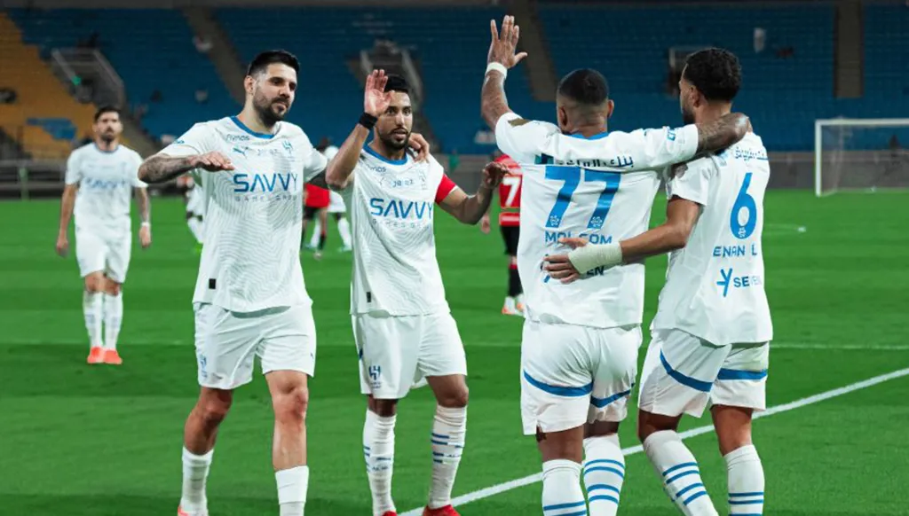 هاتريك الدوسري يقود الهلال لإسقاط الرائد... والأهلي يتخطى التعاون