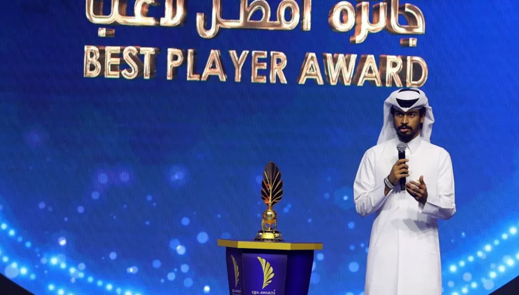 سانشيز أفضل مدرب في قطر... وعفيف يواصل حصد الجوائز