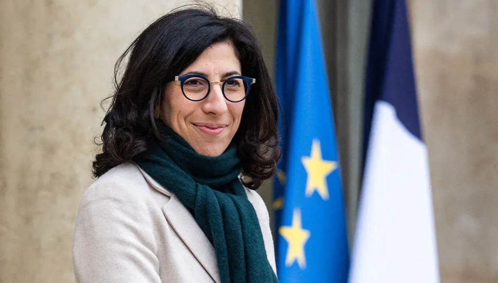 قصيدة لريما عبد الملك: زجل