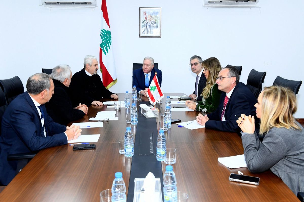 1a93697bb9c24fb99e902813145dbcaa_144810.