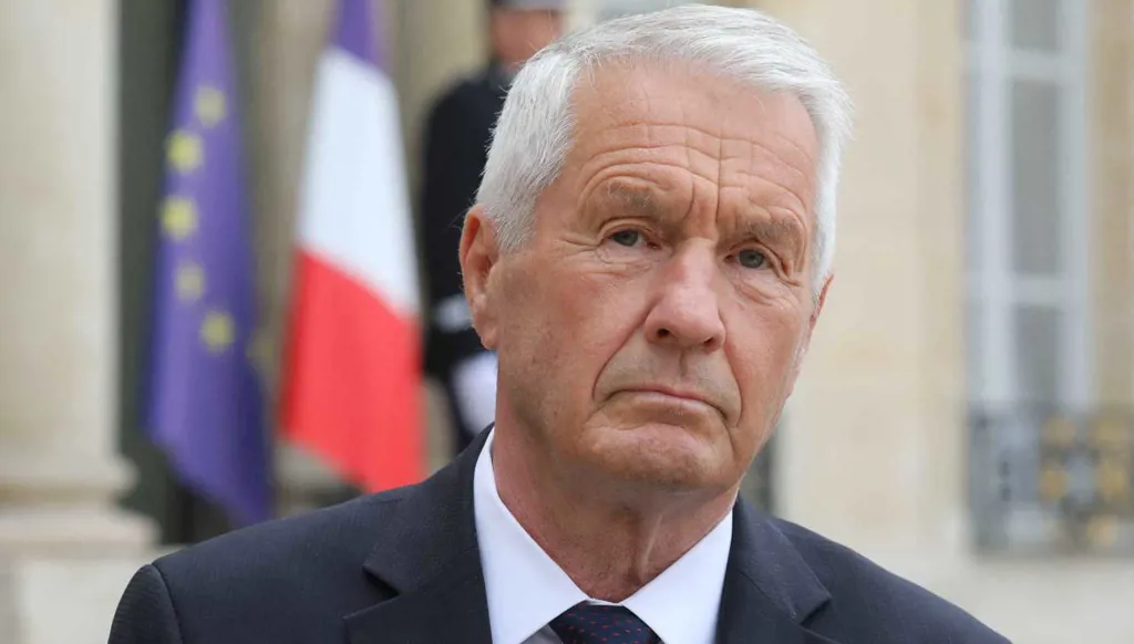 النرويج... تفتيش منازل لرئيس الوزراء السابق في إطار تحقيق في صلاته بإبستين