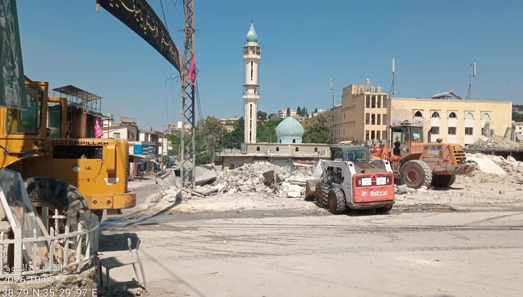 من أعمال وزارة الأشغال (مرفقة بالبيان).