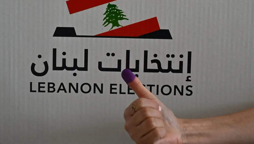 وزير الداخلية يقيّم الإجراءات... وهذه نسب الاقتراع الأخيرة (فيديو)