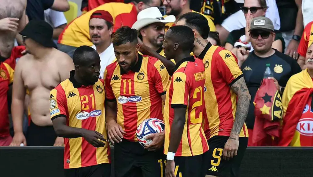 الترجي التونسي يواجه سيمبا التنزاني بحثاً عن فوزه الأول في دوري أبطال أفريقيا... موعد المباراة والقنوات الناقلة