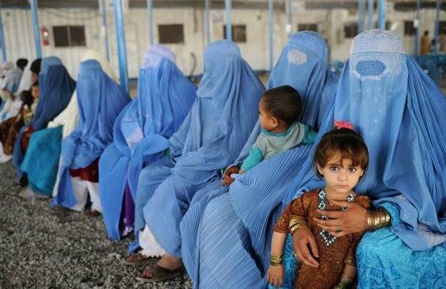 المبعوث الأميركي لأفغانستان يلتقي وزير خارجية "طالبان" ويضغط بشأن حقوق المرأة