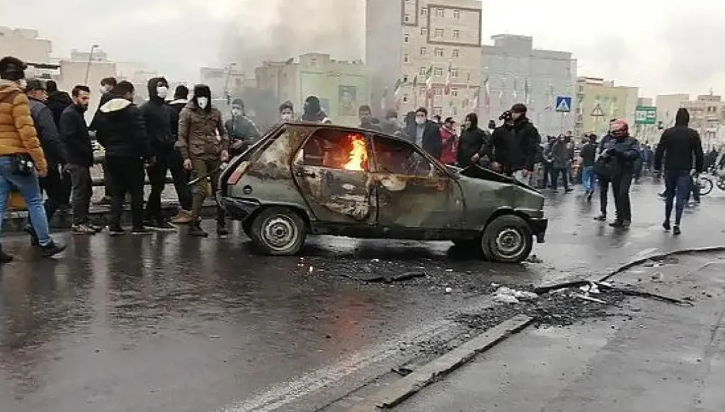 وجهة نظر إسرائيلية... ما هي عوامل سقوط النظام الإيراني؟