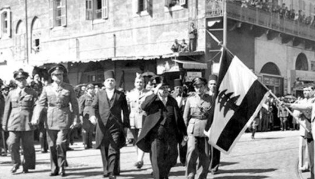 مراجعة التاريخ أو تشويهه لأسباب سياسية؟