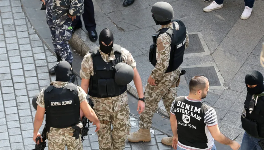 الأمن العام يوقف ثلاثة أشخاص للاشتباه بتعاملهم مع إسرائيل