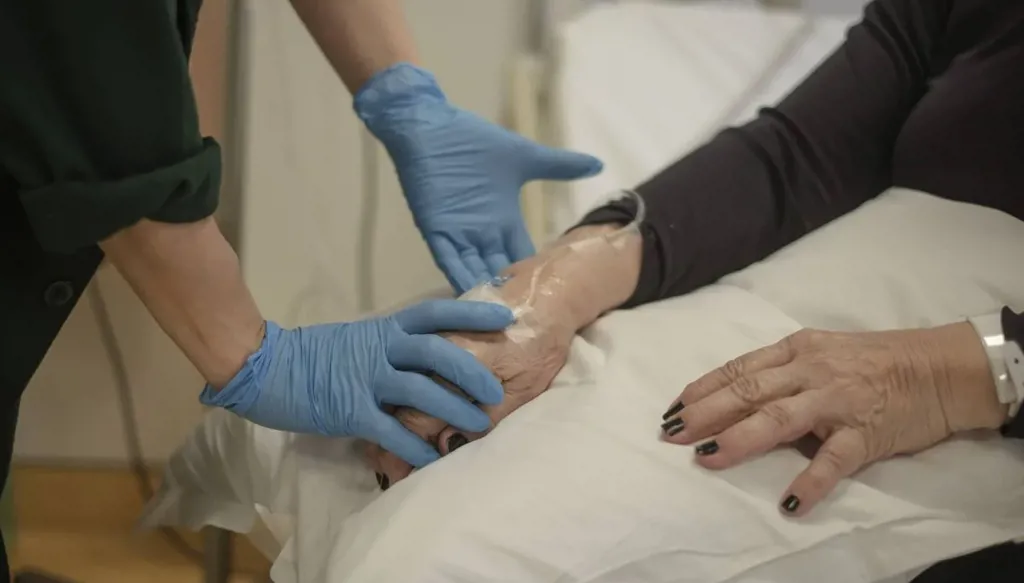 وزير الصحة لـ"النهار": وفيات السرطان في لبنان من الأعلى عالمياً