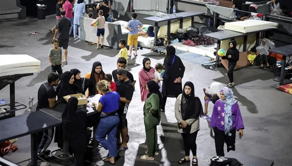 ما المشكلات الجلدية التي يمكن أن تنتشر في مراكز الإيواء؟