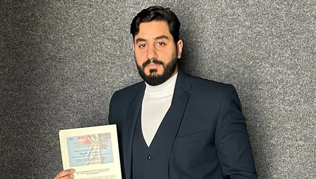 شاعر سعودي يتوّج بجائزة بودلير للشعر في إيطاليا