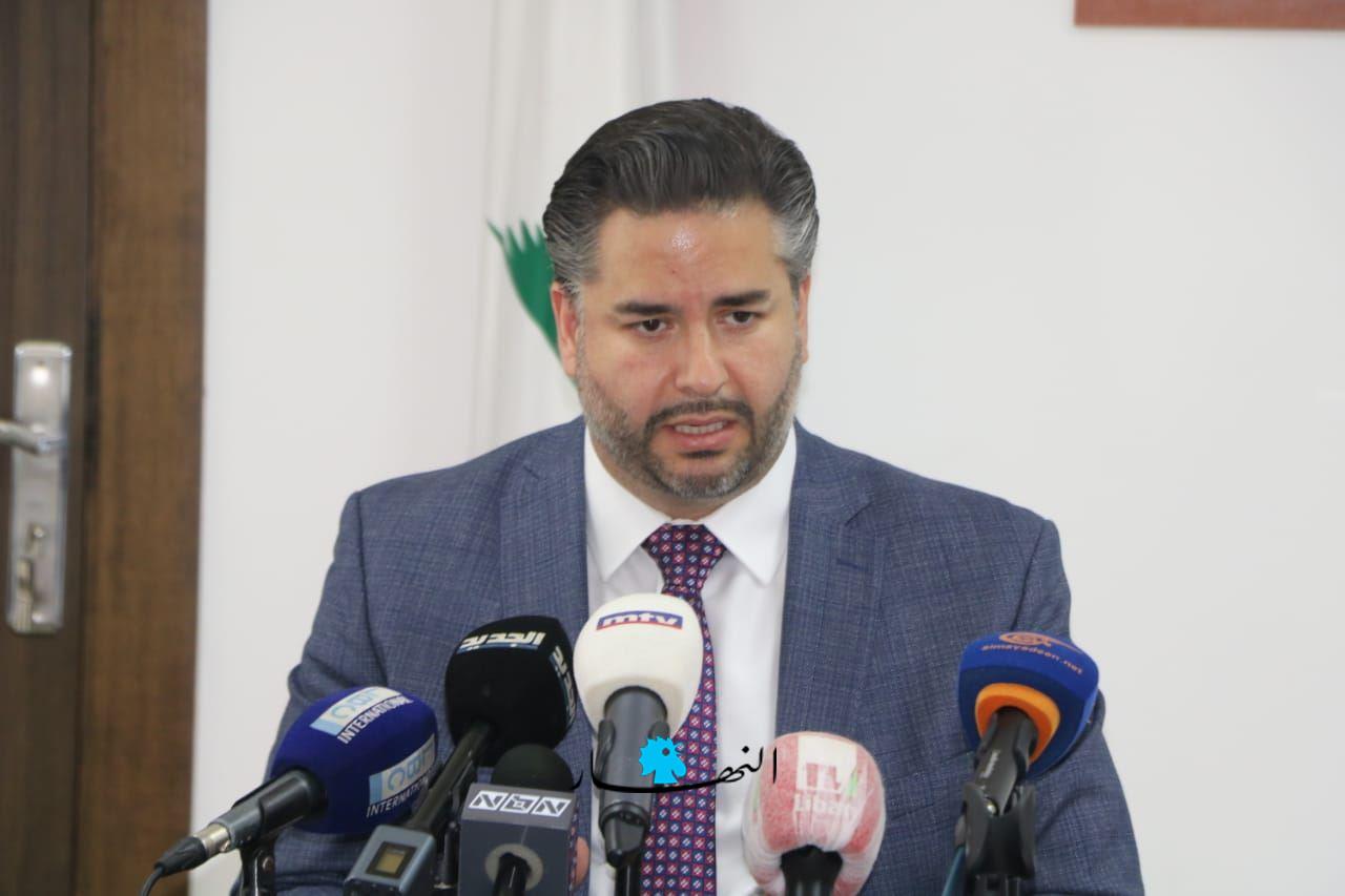 وزير الاقتصاد: سنكون بالمرصاد لمن يحاول استغلال المرحلة من التجّار