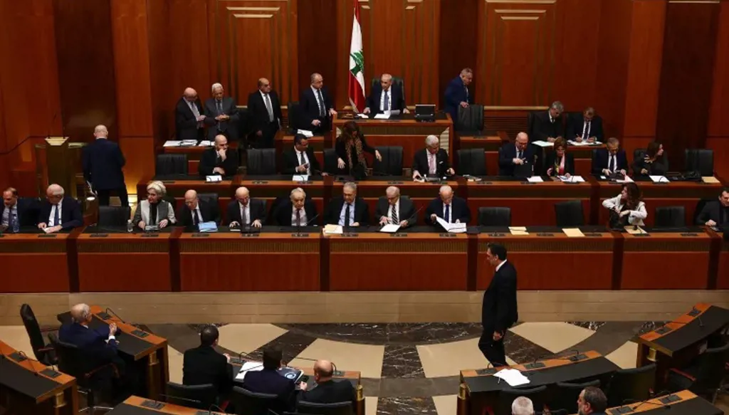 مجلس النواب وحقوق المودعين: لا قوانين... ومشاريع في الأدراج ووعود