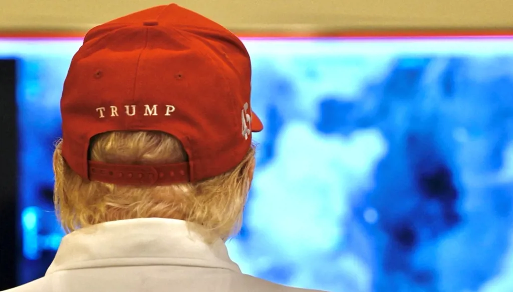 إيران تُقيّم الضربات الأميركية ضد الحوثي على أنها ضغط عليها