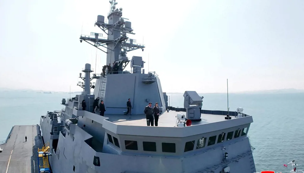 حادث "خطير" في كوريا الشمالية خلال إطلاق سفينة حربية