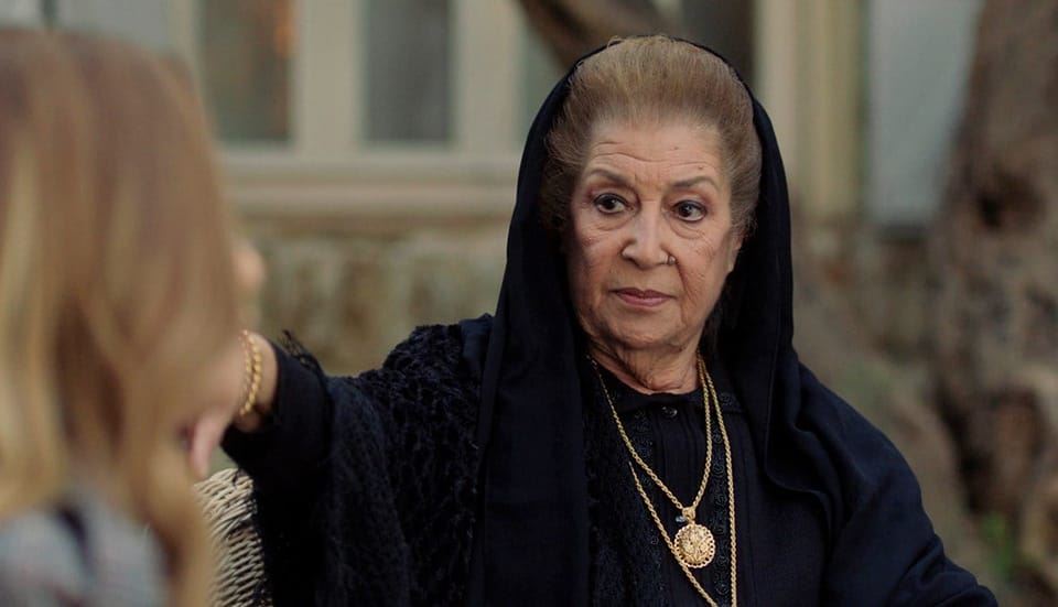 منى واصف في أحدث ظهور لها... "إم جبل أكثر شباباً"