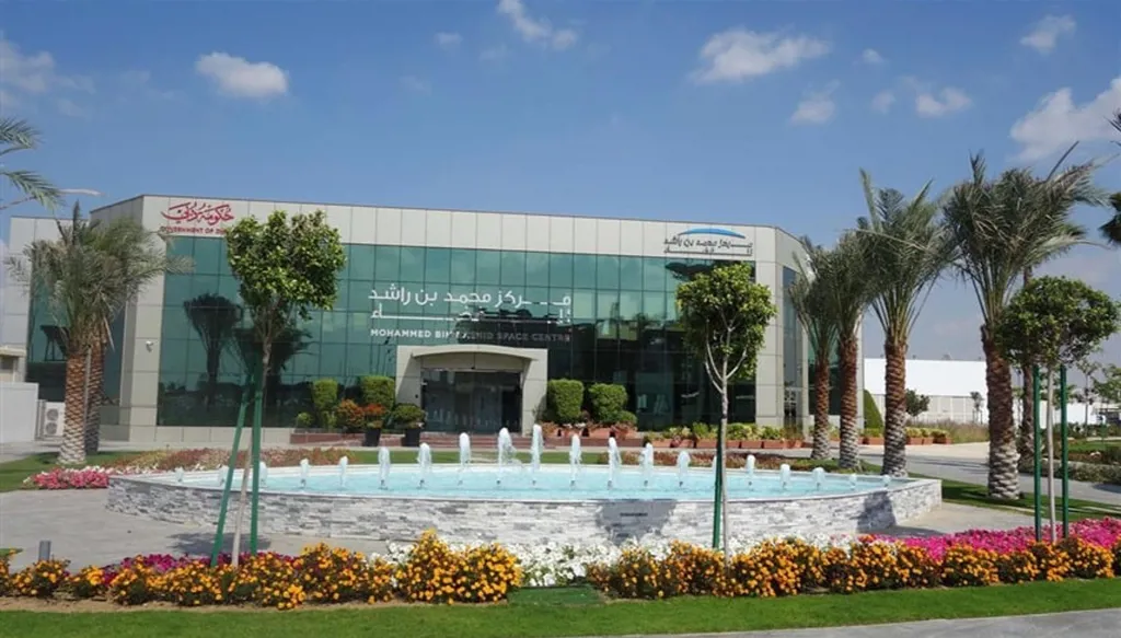 الإمارات تستعرض قدراتها الفضائية: "محمد بن زايد سات" يبعث بصوره الأولى تزامناً مع أسبوع الفضاء