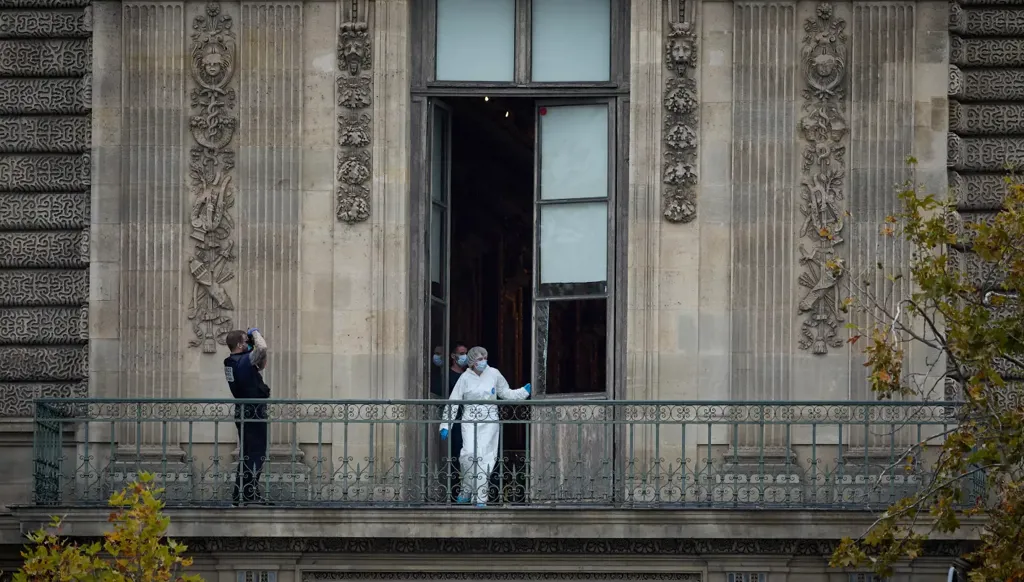 متحف اللوفر (Getty Images)