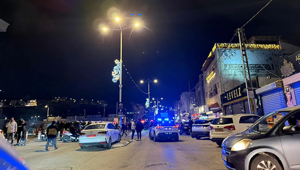 إصابات بانفجار وحريق في محل تجاري بالناصرة (فيديو)