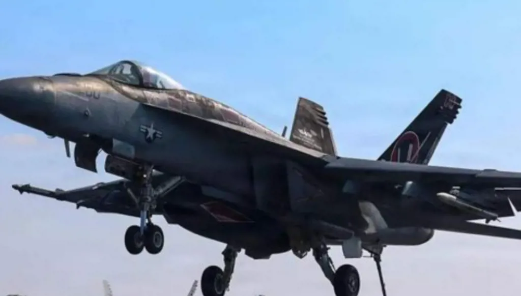 بعد إسقاط إيران مقاتلة أميركية... ما هي احتمالات نجاة الطيار؟