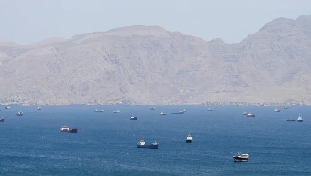 كوريا الجنوبية تستبعد وقوف جهة أخرى غير إيران وراء هجوم على سفينة