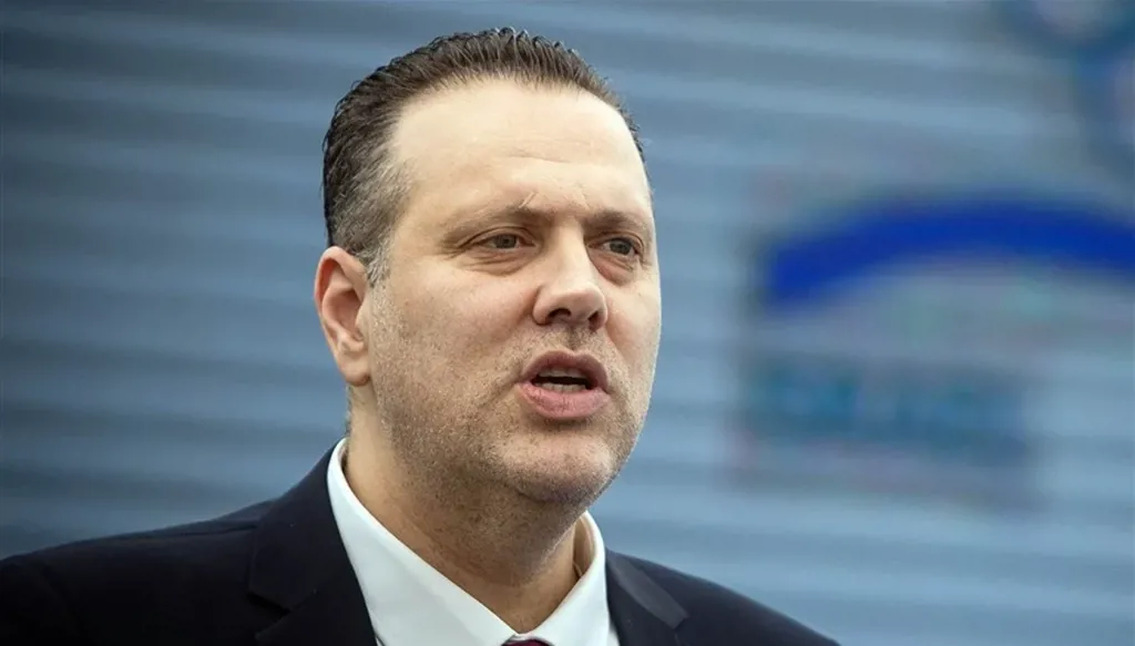 وزير إسرائيلي: غزة والضفة لنا والفلسطينيون ضيوف!