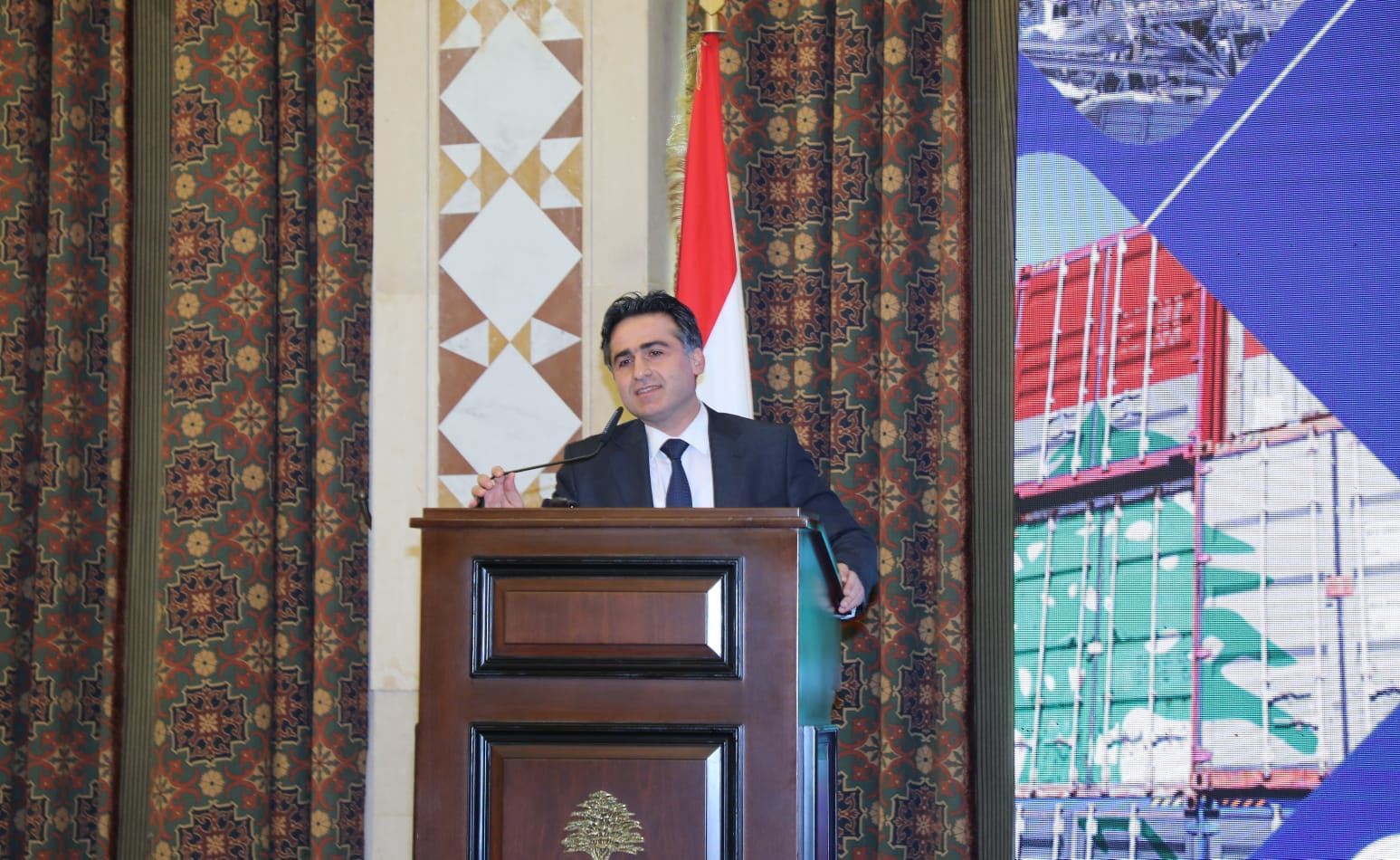 حمية: مرفأ لصيانة السفن في منطقة الزهراني