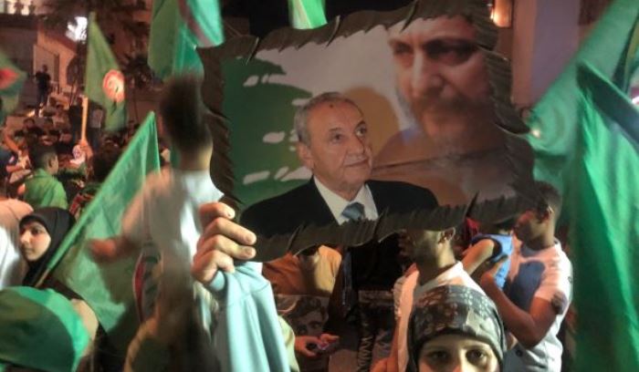 مسيرة سيّارة في صور احتفاءً بإعادة انتخاب برّي رئيساً للمجلس