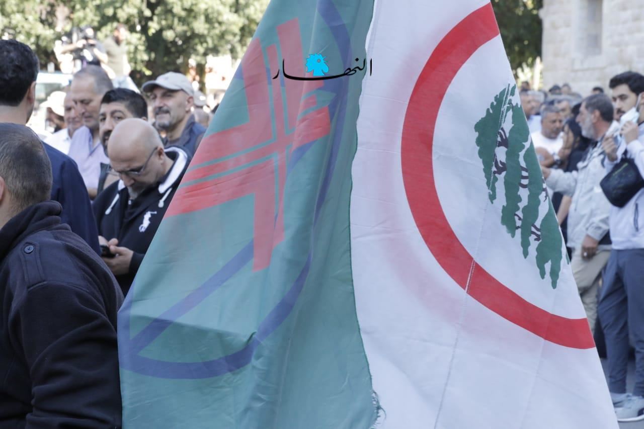 صافرة "القوّات" كانطلاقة لمقاربة الأكثرية حكوميّاً