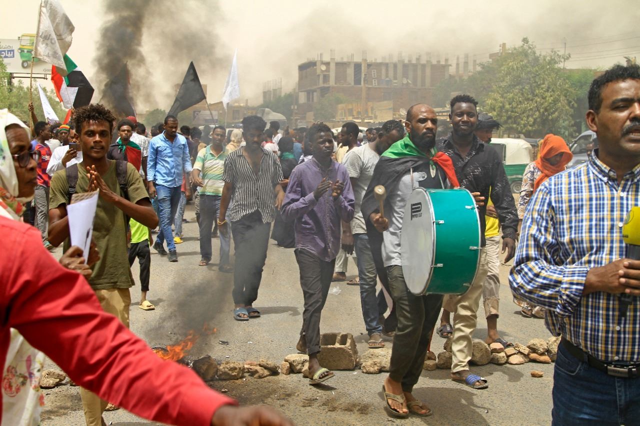 السودان: مقتل متظاهر تزامناً مع زيارة خبير في الأمم المتحدة