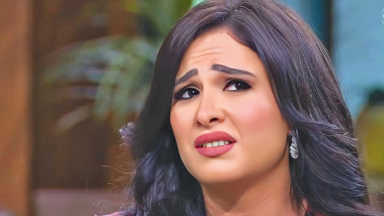 ياسمين عبد العزيز تثير قلق جمهورها بـ"أزمة جديدة"
