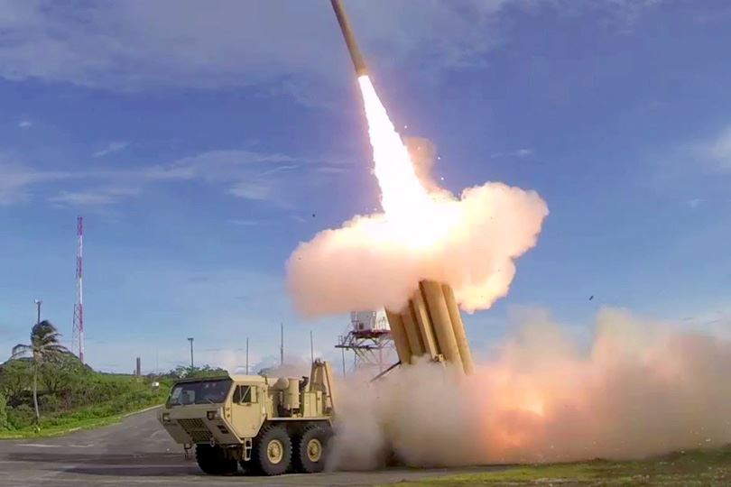 كوريا الشمالية تطلق دفعة من الصواريخ البالستية