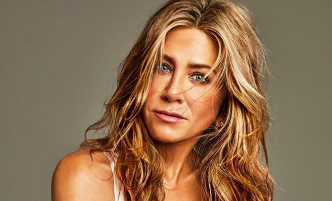 جينيفر أنيستون تنتقد وصول باريس هيلتون ومونيكا لوينسكي وأمثالهما إلى الشهرة... وانقسام في الآراء (فيديو)