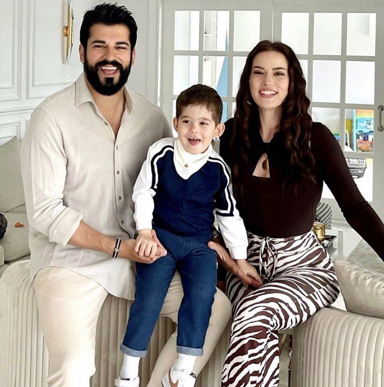 الصحافي التركي يؤكد: فهرية أفجين حامل في شهرها الثالث