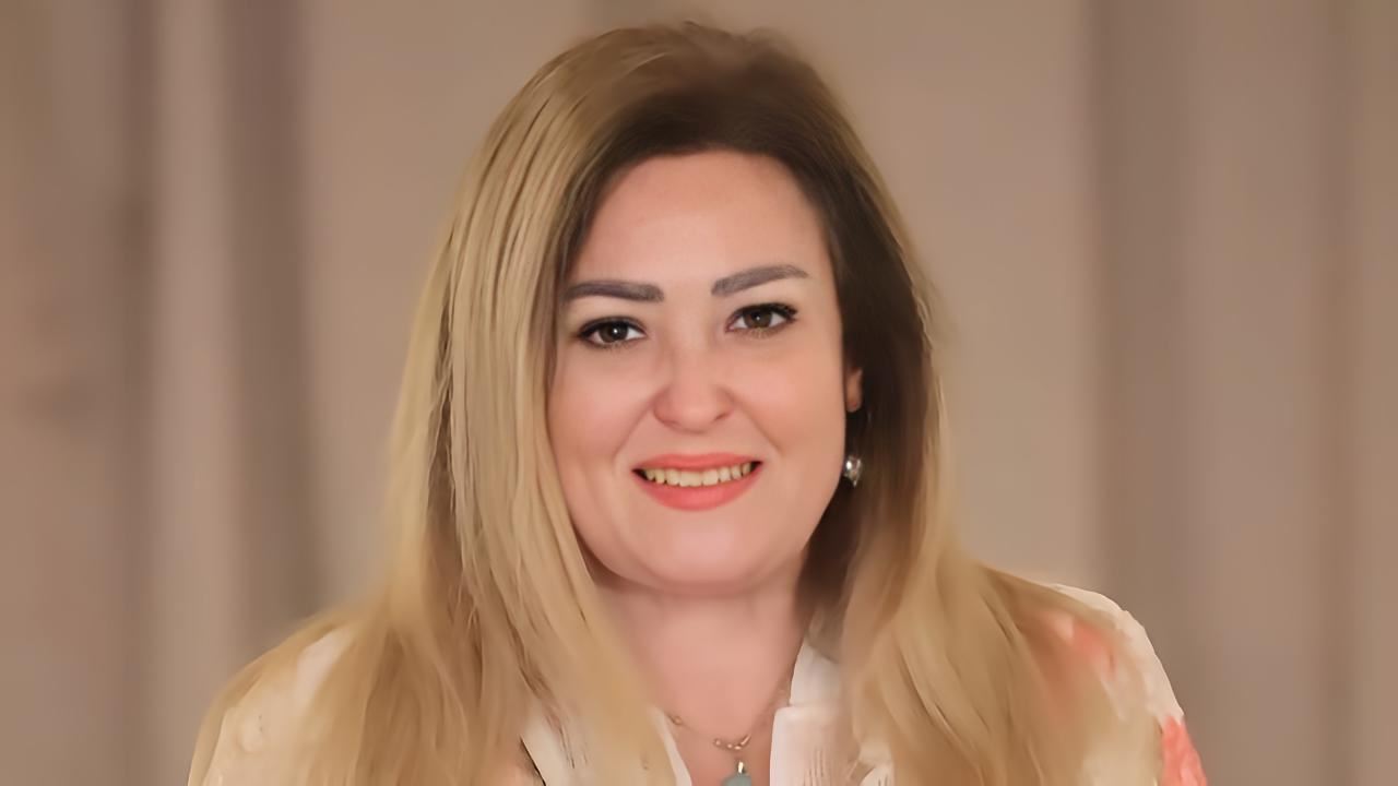 نهال عنبر لـ'النهار': أنا محامية مع صابرين في 'أعمل إيه' | النهار