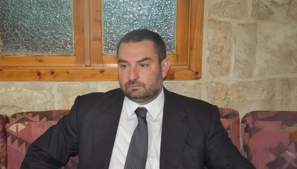 لقاء لفاعليات جنوبية بحضور عازار