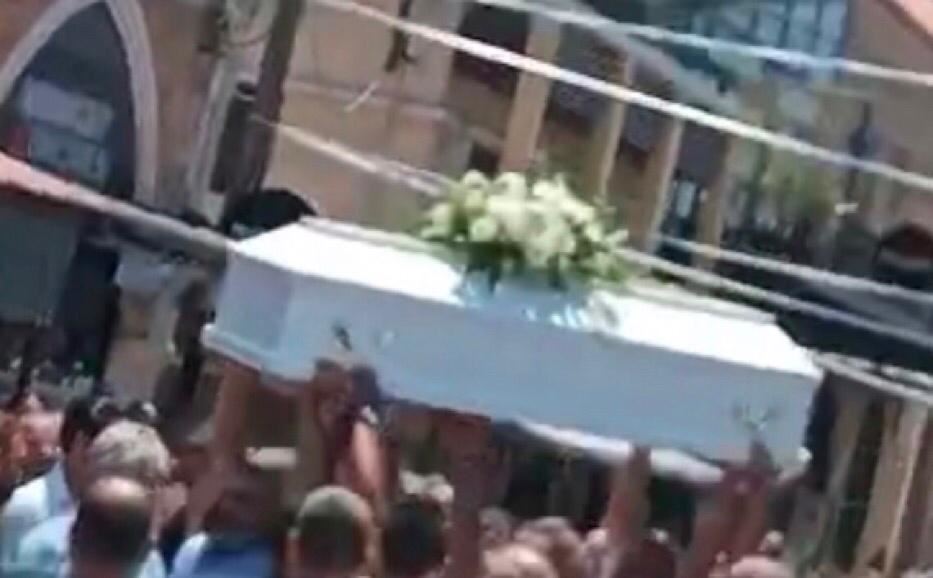 جاء من فرنسا لقضاء عطلته... فتوفي بحادث سير (صور وفيديو)